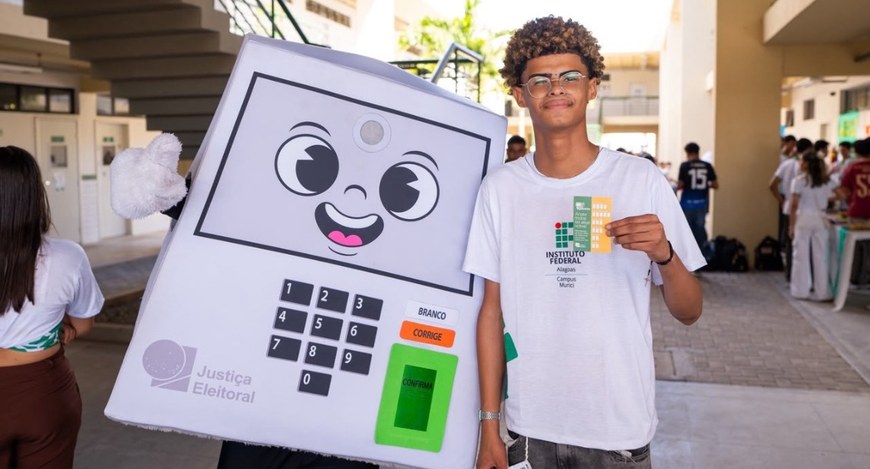 Além de aproximar a Justiça Eleitoral da população, os treinamentos ajudam a esclarecer dúvidas ...