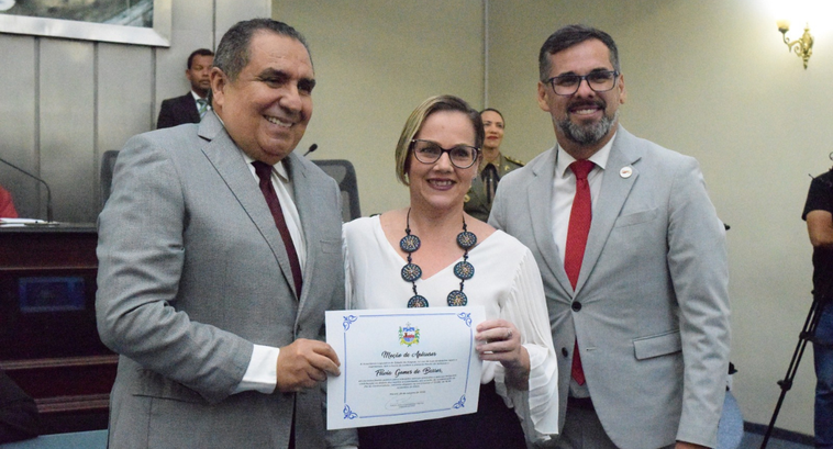 Assessora do TRE/AL é homenageada pelo Dia do Cerimonialista