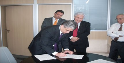 Cacá Gouveia é reconduzido ao Pleno do TRE-AL como representante da classe dos juristas Posse do advogado Cacá Gouveia para mais um biênio como desembargador eleitoral substituto no Pl...