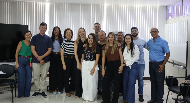Servidores do TRE-AL concluem formação em Libras