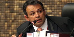 Desembargador eleitoral Luciano Guimaraes Mata, do TRE/AL