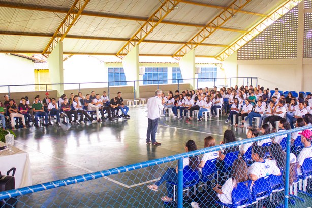 Eleitor Jovem: estudantes participam de palestra sobre democracia e cidadania