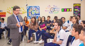 Eleitor Jovem: estudantes participam de palestra sobre democracia e cidadania