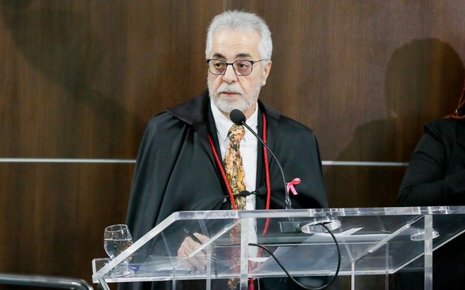 TRE -AL - Foto Discurso Posse Alcides Foto Discurso Posse Alcides