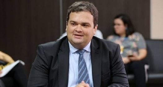 Juiz Andre Parisio