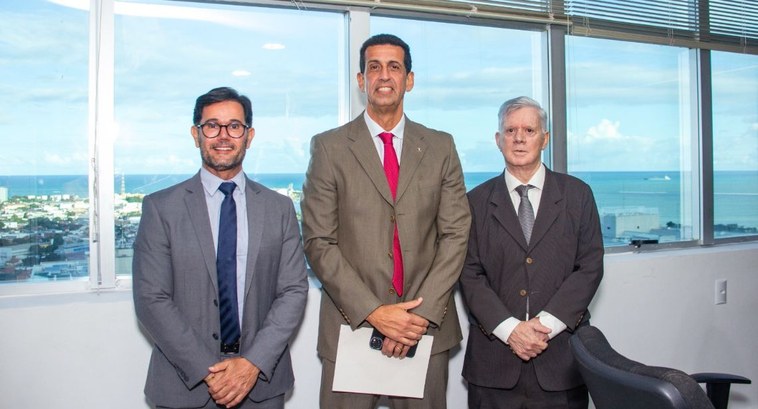 TRE-AL: JUIZ AUXILIAR Juiz Alexandre Lenine toma posse como auxiliar da Presidência do TRE/AL