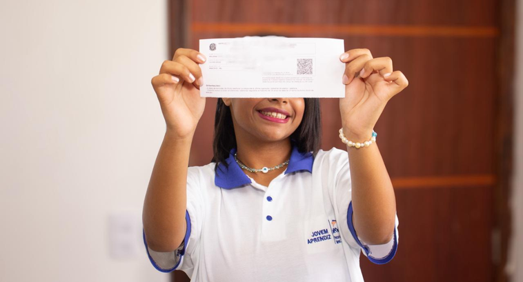 TRE-AL leva cidadania eleitoral a jovens da Sumese durante ação do Registre-se!