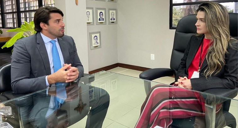 Ouvidor do TRE/AL se reúne com nova superintendente da PF em Alagoas
