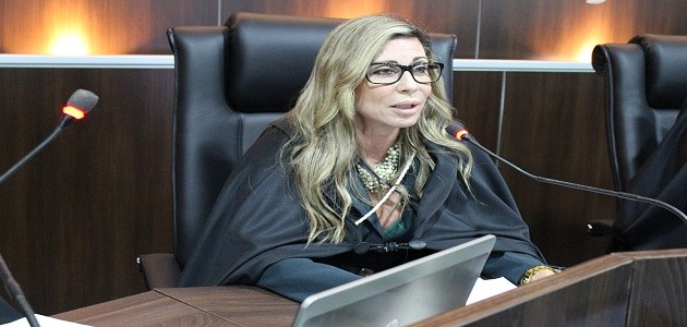 Raquel Teixeira participa de sua primeira sessão como procuradora regional eleitoral de Alagoas