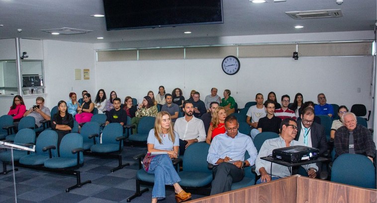 TRE-AL: REUNIÃO ESTÁGIO EJE apresenta novo sistema de frequência para estagiários