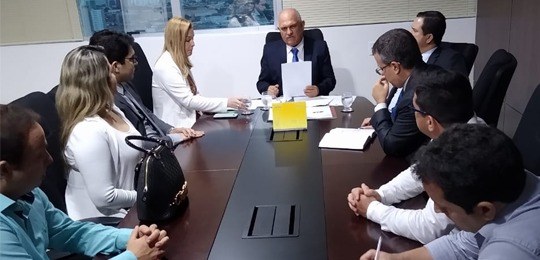 TRE-AL - Reunião juízes comitê prioritário O Comitê foi instituído no âmbito da Justiça Eleitoral alagoana no dia 11 de julho, quando a res...