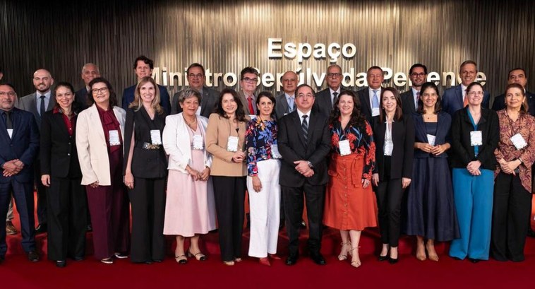 TRE-AL: REUNIÃO TSE Diretor-geral do TRE de Alagoas participa de reunião no TSE