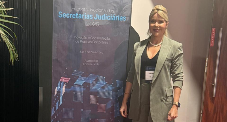 TRE-AL Secretária do TRE-AL participa de Encontro Nacional das Secretarias Judiciárias 2025 Secretária do TRE-AL participa de Encontro Nacional das Secretarias Judiciárias 2025