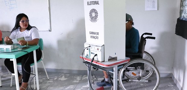 Dados registram aumento de 8.331 eleitores com deficiência aptos a votar nas Eleições 2026
